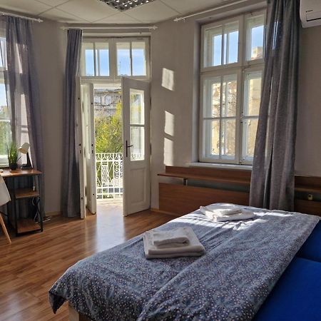 Lambo'S Corner Varna - Guest Rooms Extérieur photo
