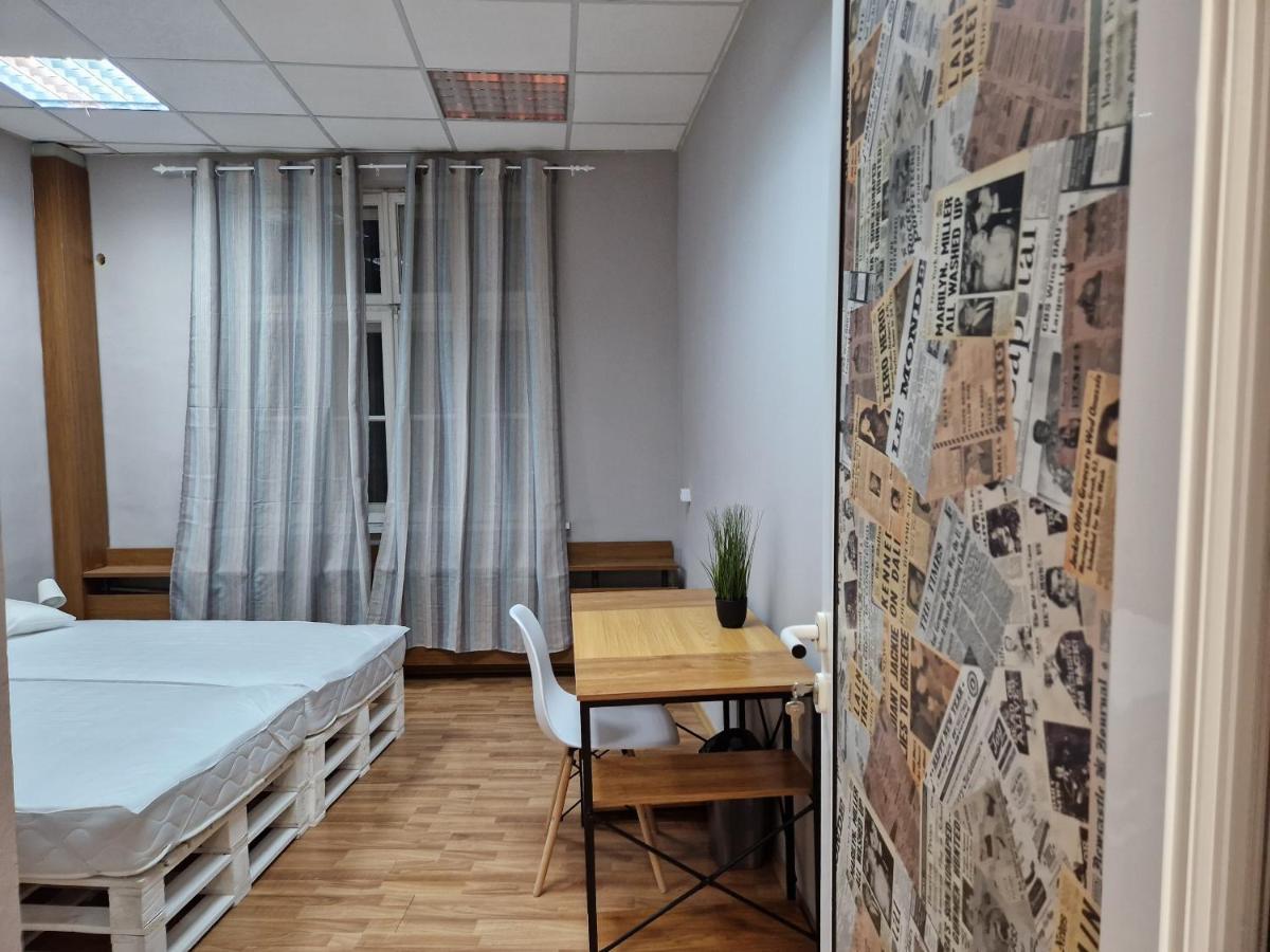 Lambo'S Corner Varna - Guest Rooms Extérieur photo