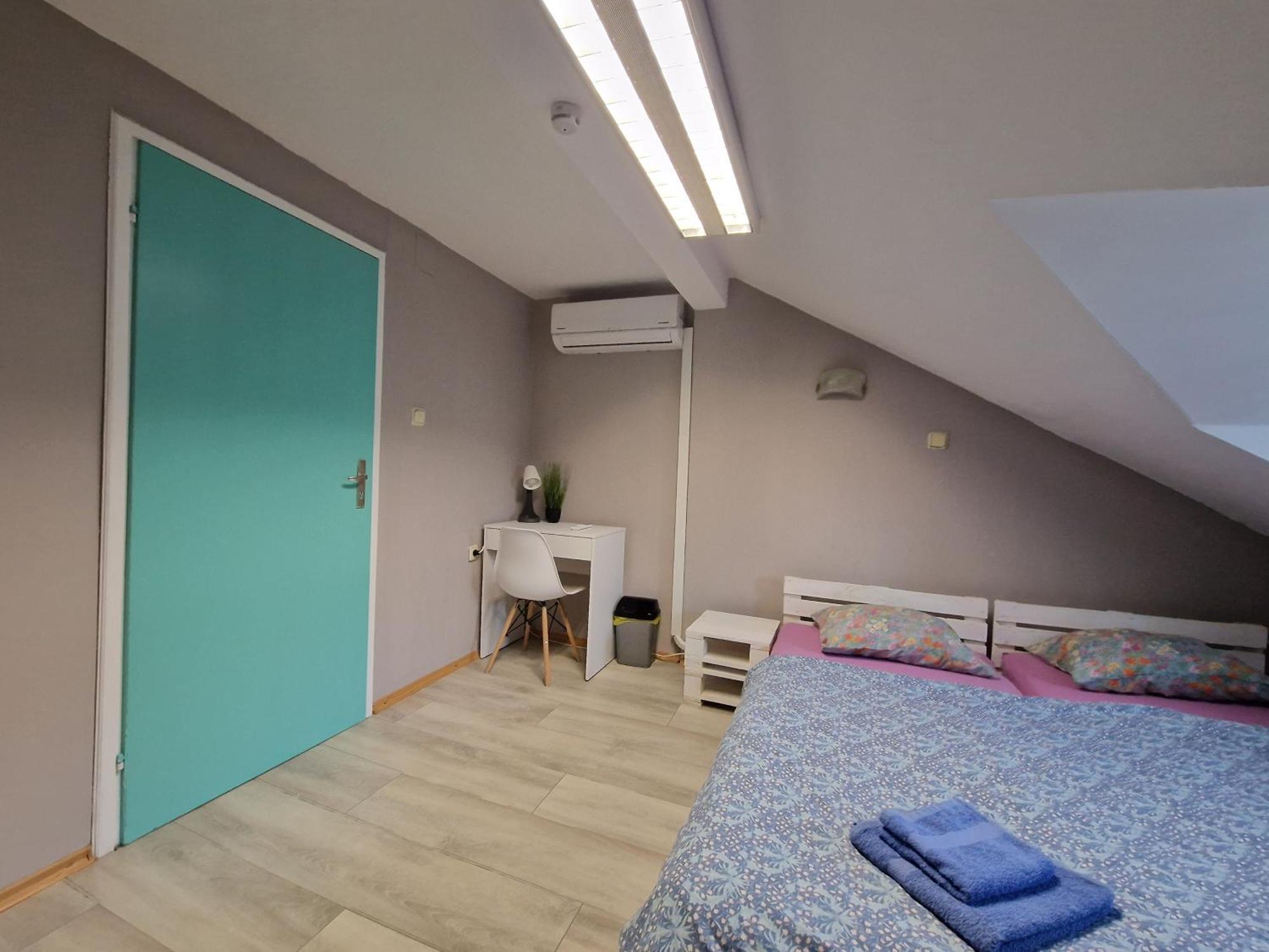 Lambo'S Corner Varna - Guest Rooms Extérieur photo