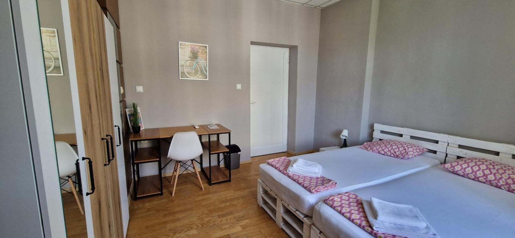 Lambo'S Corner Varna - Guest Rooms Extérieur photo