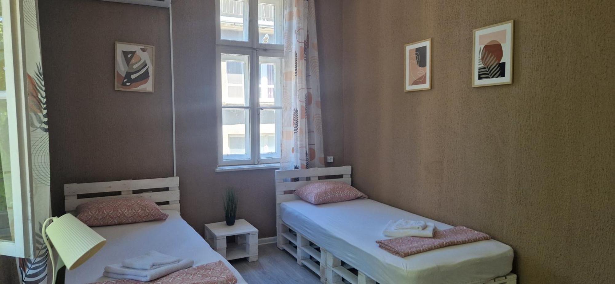 Lambo'S Corner Varna - Guest Rooms Extérieur photo
