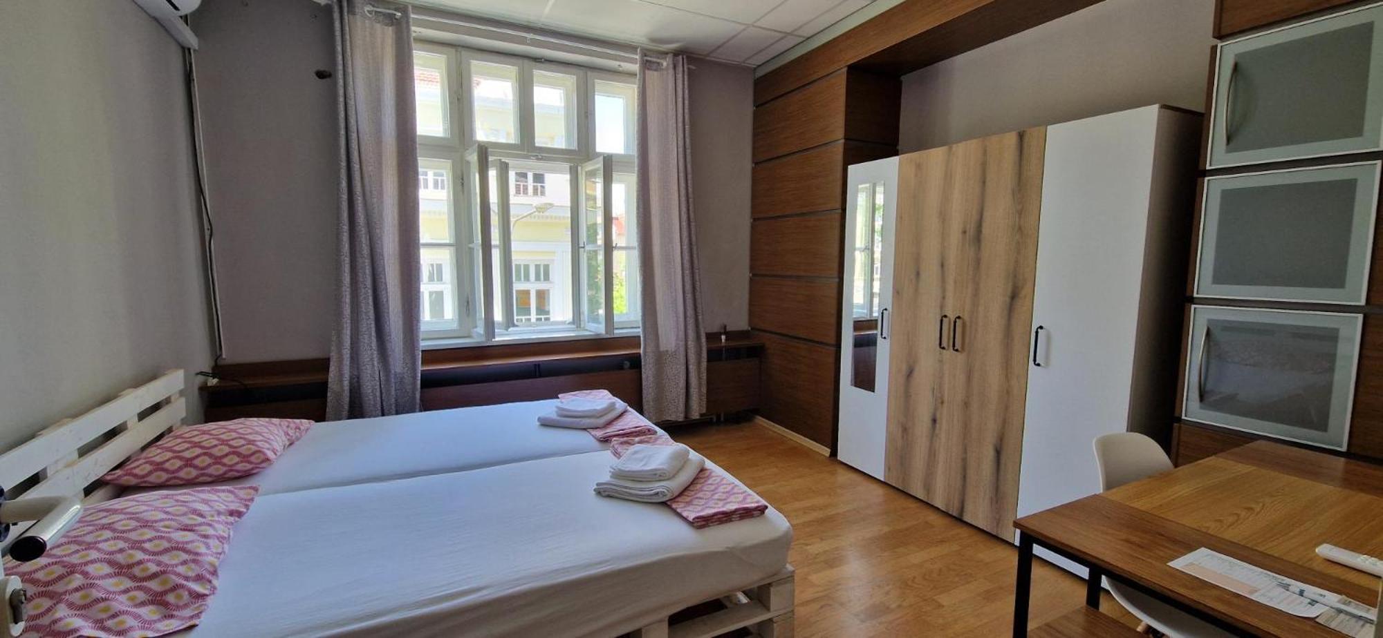 Lambo'S Corner Varna - Guest Rooms Extérieur photo